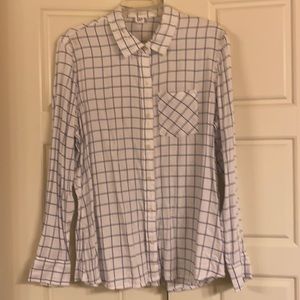GAP Women’s XL Button Up Long Sleeve Shirt.